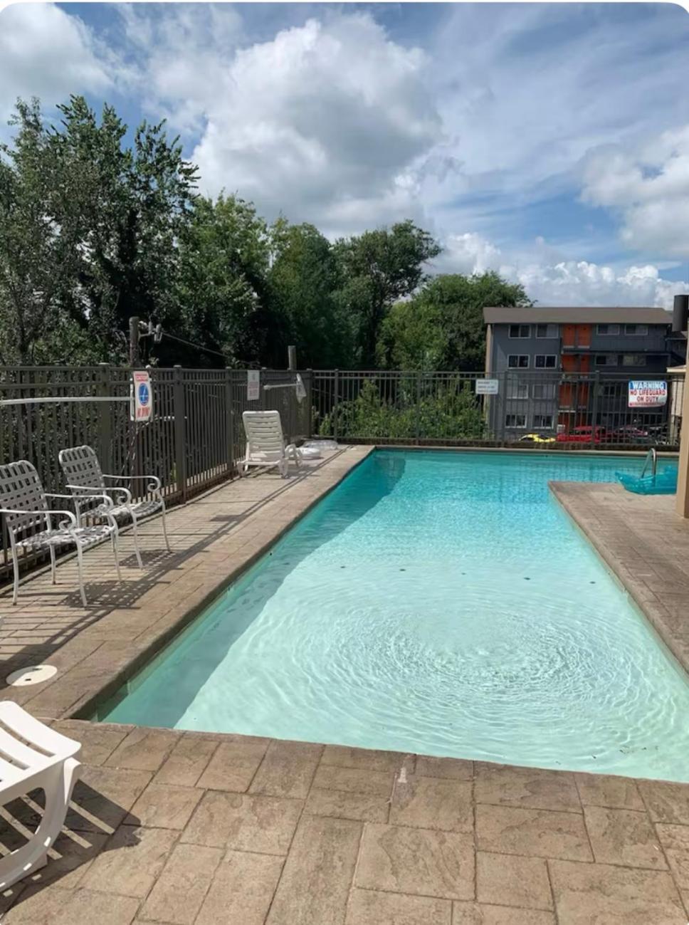 Condo Close To Stadium And Free Parking 녹스빌 외부 사진
